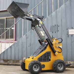 滑移装载机ST380